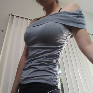 Casual grey top